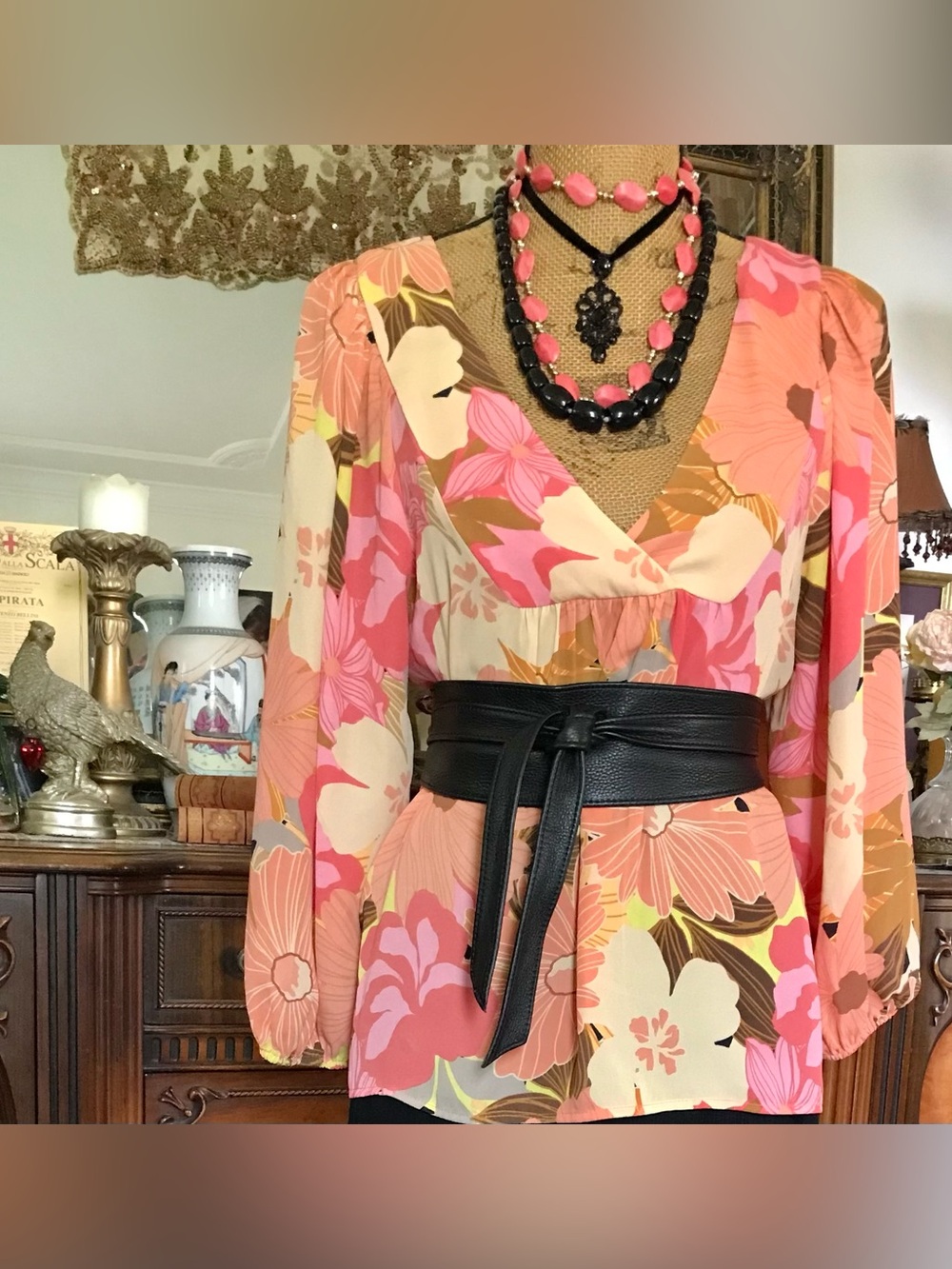 Vintage 60’s70’s-inspo Boho Hippie Floral Print Blouse with Versatile Bow Belt